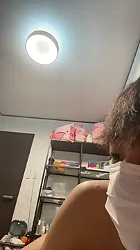 akkan_6868 élő XXX-chatje