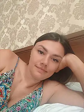 צ'אט XXX בשידור חי של KrissSexi