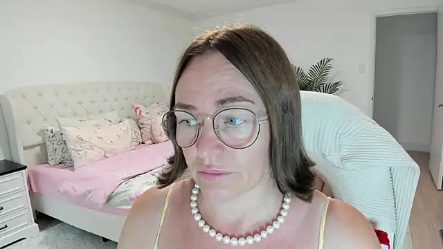 XXX chat uživo modela Vika73