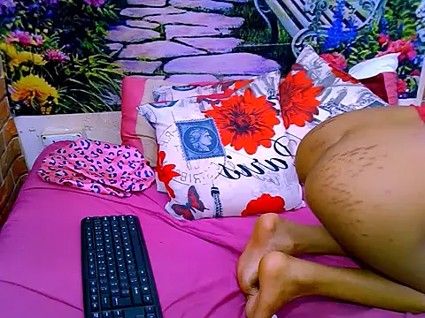 Chat +18 de IndianPretty14u2Luv ao vivo