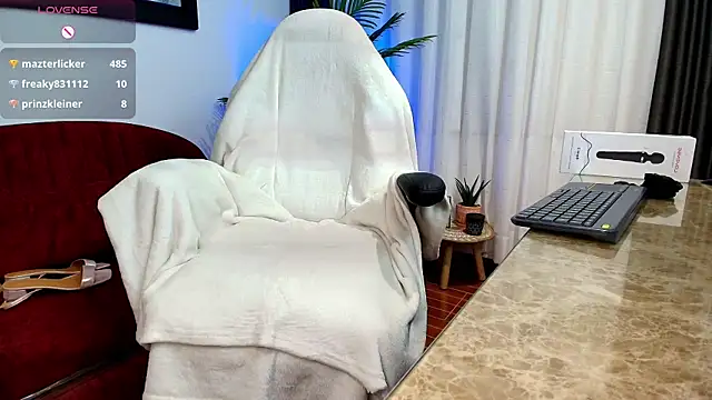 VictoriaPaker's Live XXX Chat