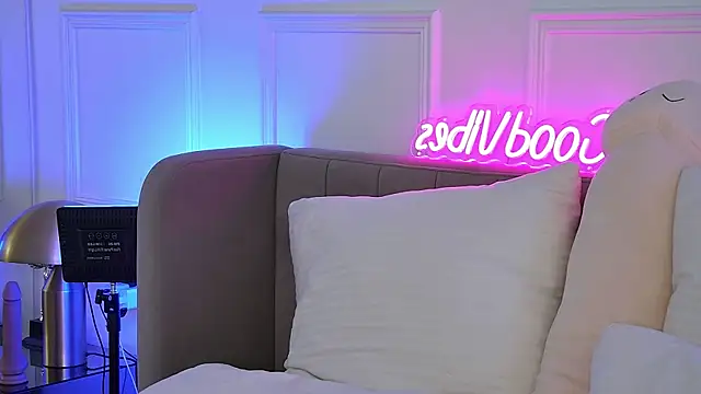 XXX chat uživo modela MeganStrane