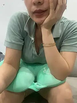 Chatroom XXX en direct de Ivy_Trix2