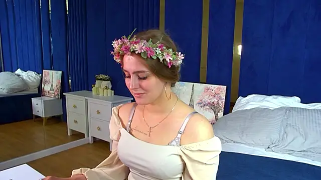 EllaBells live XXX chat