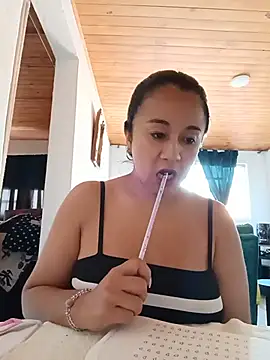 Chat XXX en directo de _Dr-Luna_1