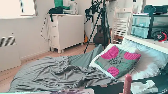 Živý XXX chat CeriseLapine