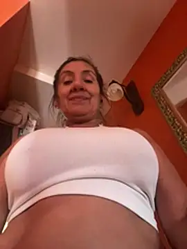 دردشة camelia3 الجنسية المباشرة