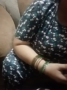 Chat XXX en directo de Simran_008