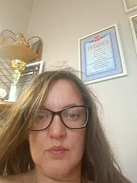 Jade_Kissy: απευθείας συνομιλία ΧΧΧ