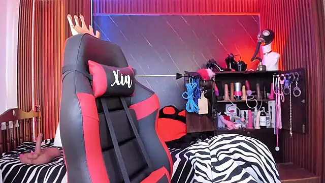 XiaQueen's Webcam Show
