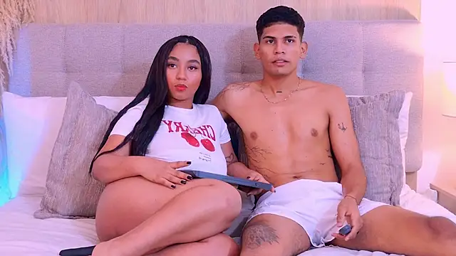 Chat XXX ao vivo de RoseAndDominic