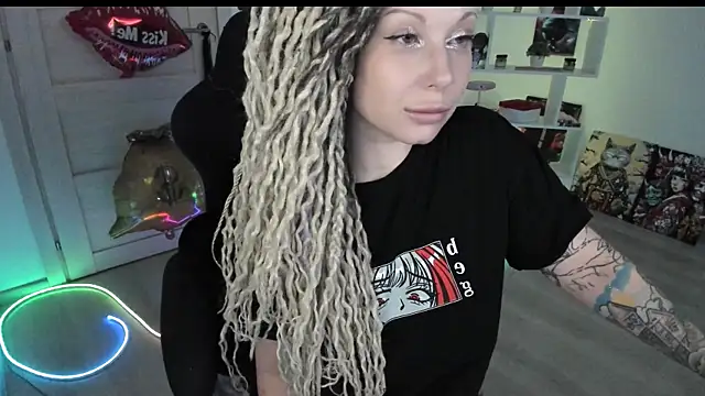 XXX chat uživo modela HoneySallyMoore