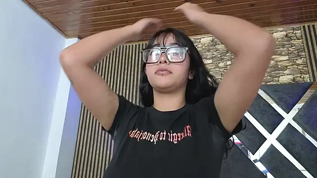 Chat XXX en directo de Amy_channel