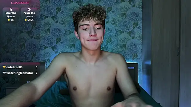 AlfredSweet live XXX chat