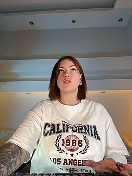 Tattitude_ 라이브 XXX 채팅