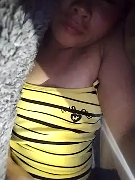 צ'אט XXX בשידור חי של Hotgirl_pho