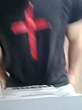 Bradd_32 现场XXX聊天