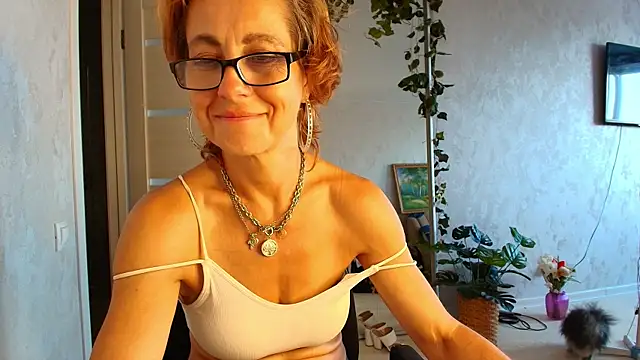 LioraWeiss' Live XXX Chat