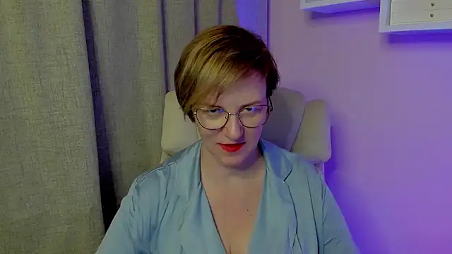 feliziaDesire 现场XXX聊天