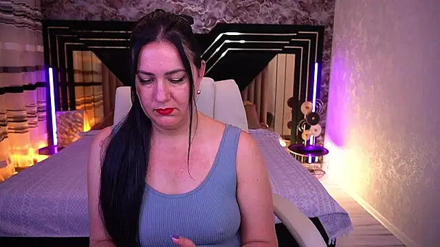 VelvetLuck's Live XXX Chat