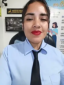 Chat +18 de MAYE__13 ao vivo