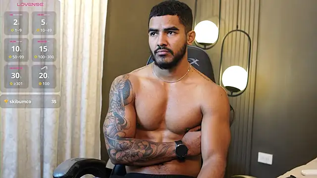 Reik_Vonn live XXX chat