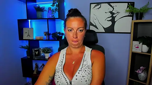 Chatroom XXX en direct de FUN_AMI