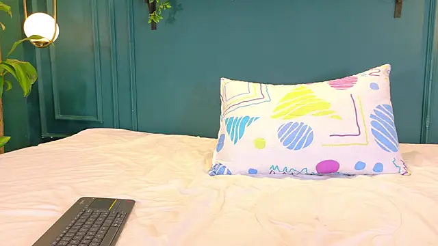 Chat +18 de ale_cam ao vivo