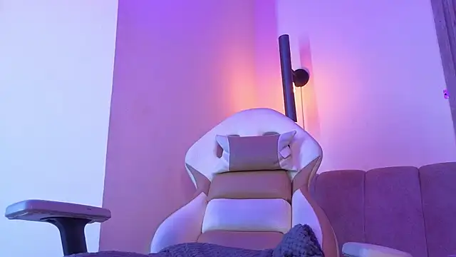miiaboss_ XXX чат на живо
