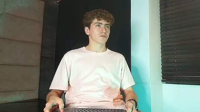 Tyler_Mcrey XXX чат на живо