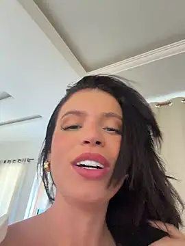 แชท XXX สดของ Rafaellaz