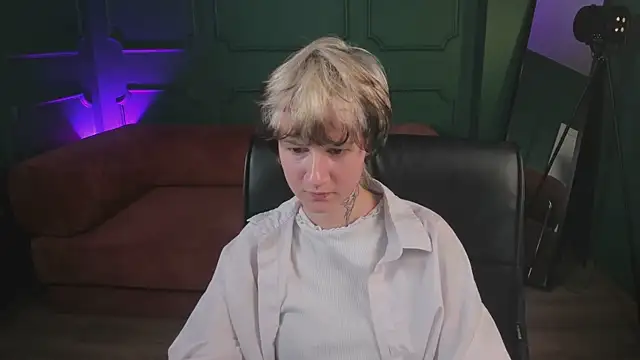Senpai_Sins' Live XXX Chat