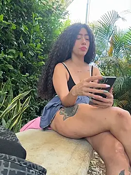 roxyrougee's Live XXX Chat