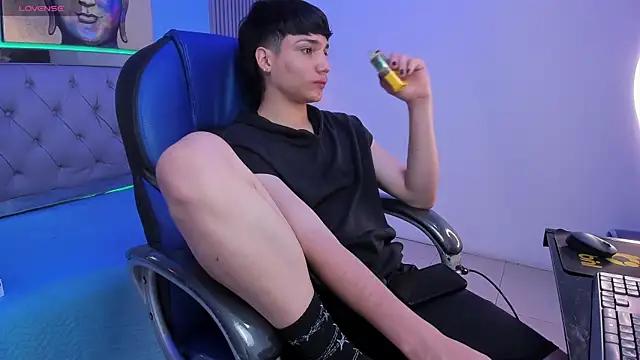 SamBlack_ Adlı Modelin Canlı XXX Sohbeti