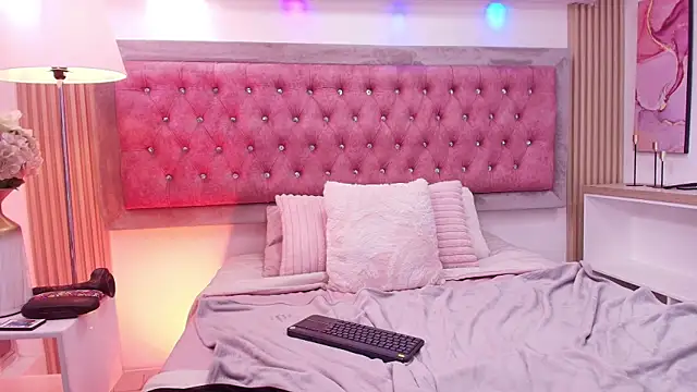 EmmaJhomson Live XXX-Chat