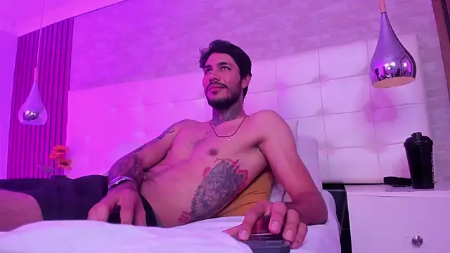 JacksonGreenn Chat XXX live