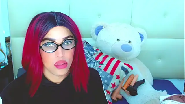 NharaBigCock live XXX chat
