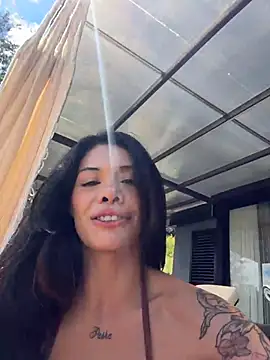SiennaLuvs Chat XXX in diretta
