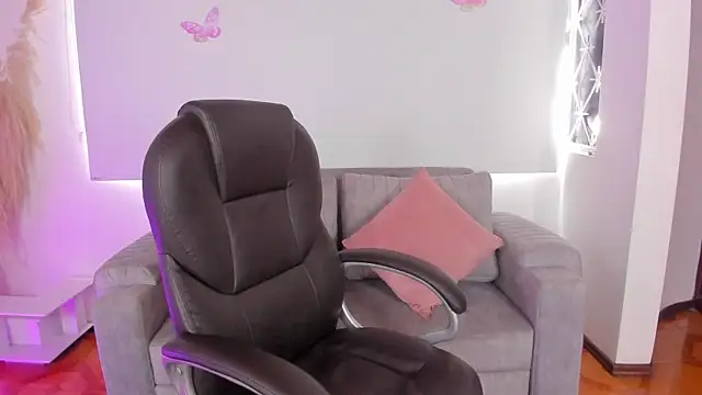 عرض كام NaomiSaenz_