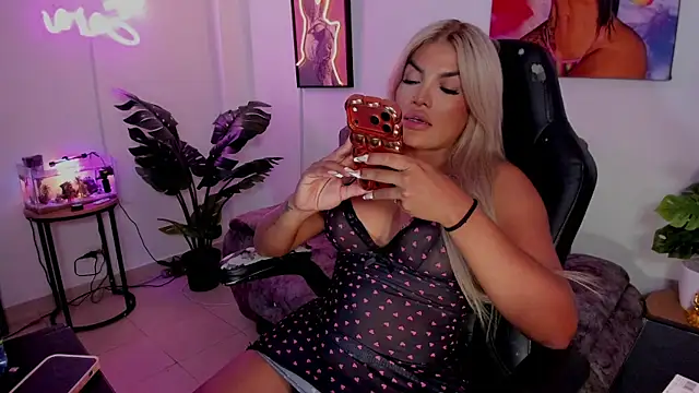 xLatinahotx 라이브 XXX 채팅