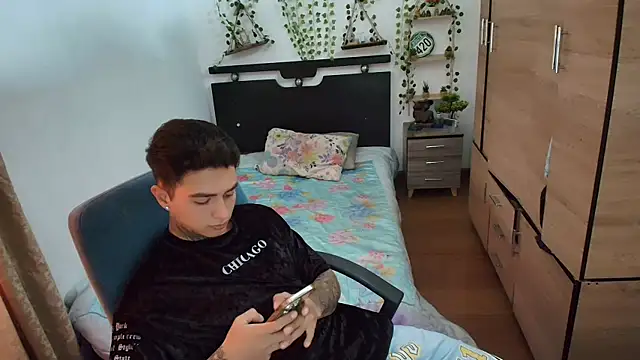 santii_ss Obrolan Langsung XXX