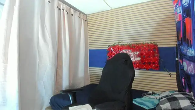 rosse_2504's Live XXX Chat