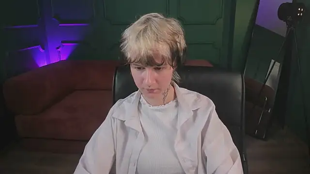 Chat XXX en directo de Senpai_Sins