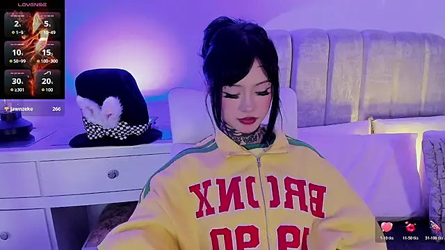Chatroom XXX en direct de doll__bella