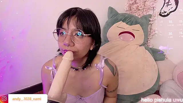 Nami_usagi Adlı Modelin Canlı XXX Sohbeti