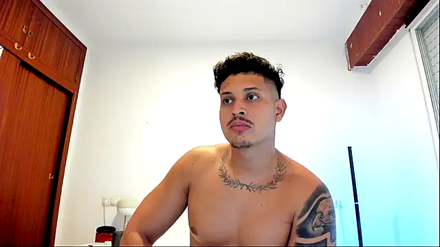 JohanSmith Chat XXX live