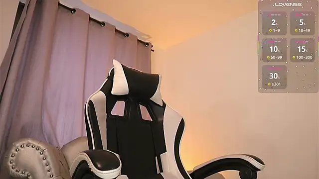 Chat XXX en directo de Velvet_Raze