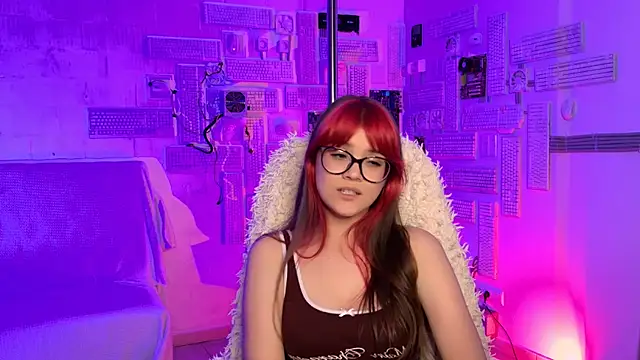 EvaThopson's Live XXX Chat