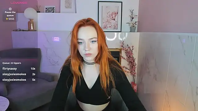ZlataSaar's Live XXX Chat