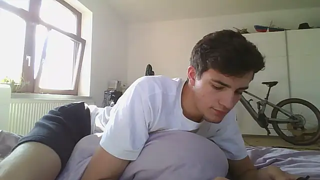 freshboy72 live XXX chat